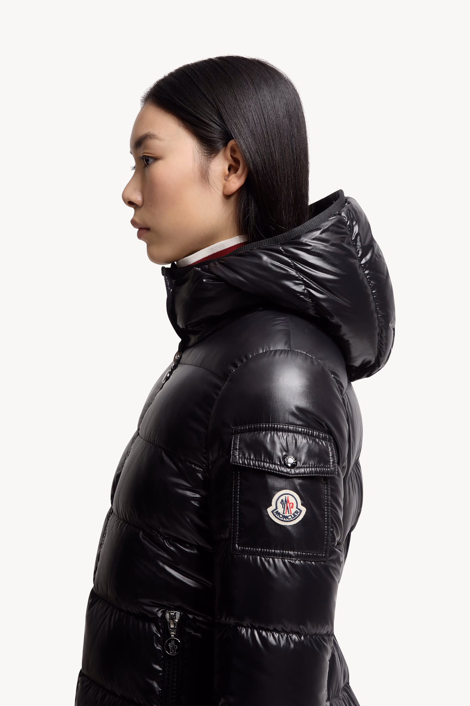 Doudoune mi-longue à capuche Courcelles Femmes Noir Moncler 4